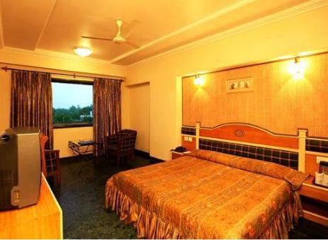 Hotel Brijwasi Royal Mathura Zewnętrze zdjęcie